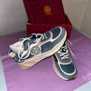 New in the box size 11